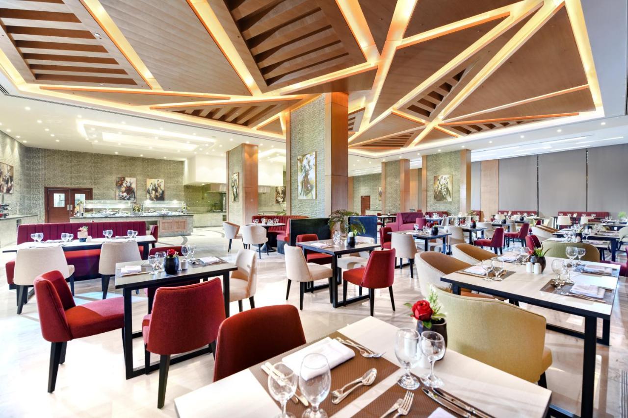 Tolip Resort El Galala Hills Ain Sukhna Exterior photo The restaurant