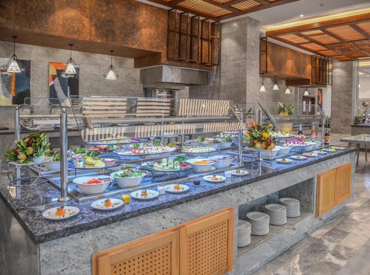 Tolip Resort El Galala Hills Ain Sukhna Exterior photo A salad bar