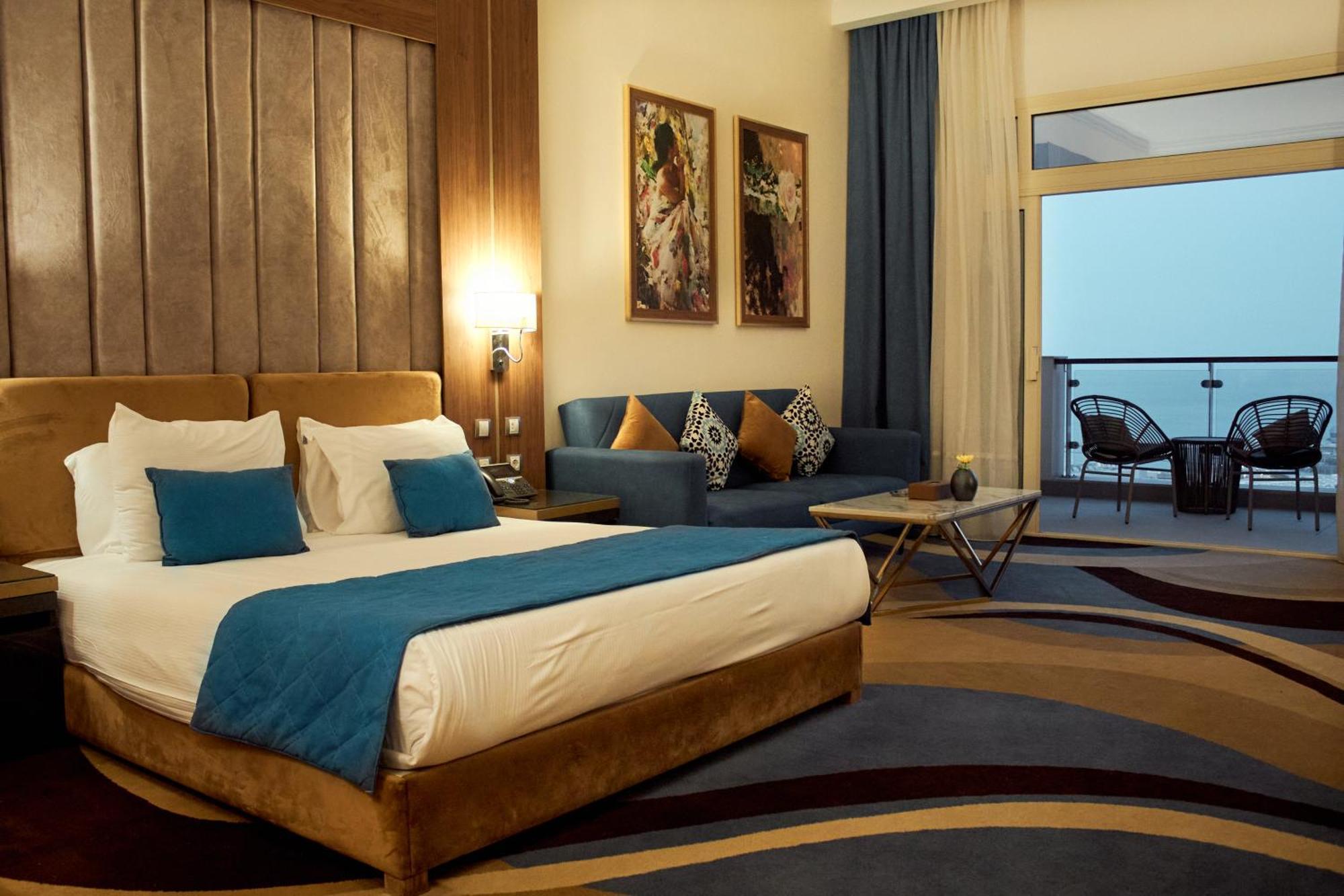 Tolip Resort El Galala Hills Ain Sukhna Exterior photo A room at the hotel