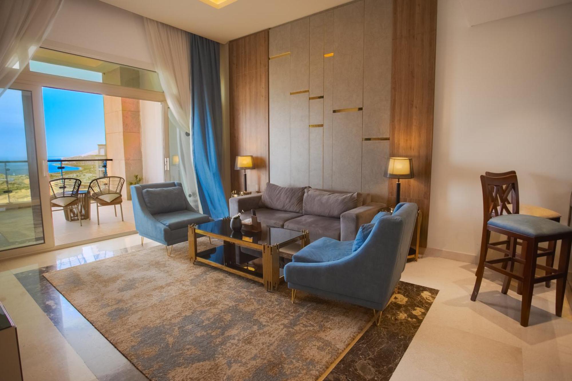 Tolip Resort El Galala Hills Ain Sukhna Exterior photo Living room